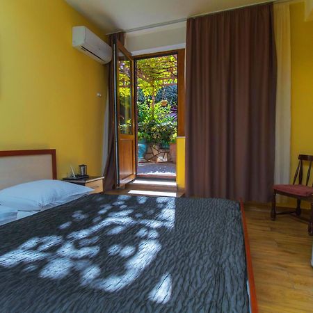 Irmeni Hotel Tiflis Exterior foto
