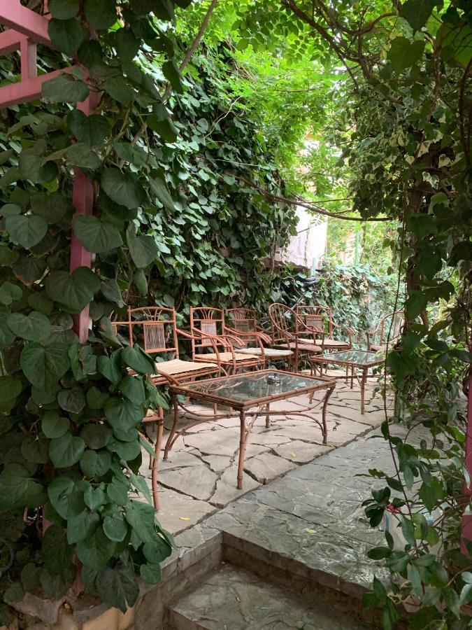 Irmeni Hotel Tiflis Exterior foto