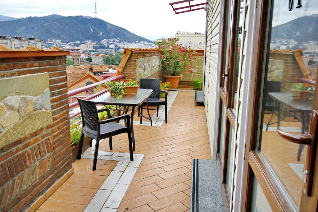 Irmeni Hotel Tiflis Exterior foto